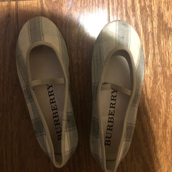 Burberry Other - Burberry toddler dress shoe